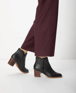Annabel Wide Fit Ankle Boot