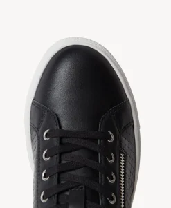 Avayda Sneaker