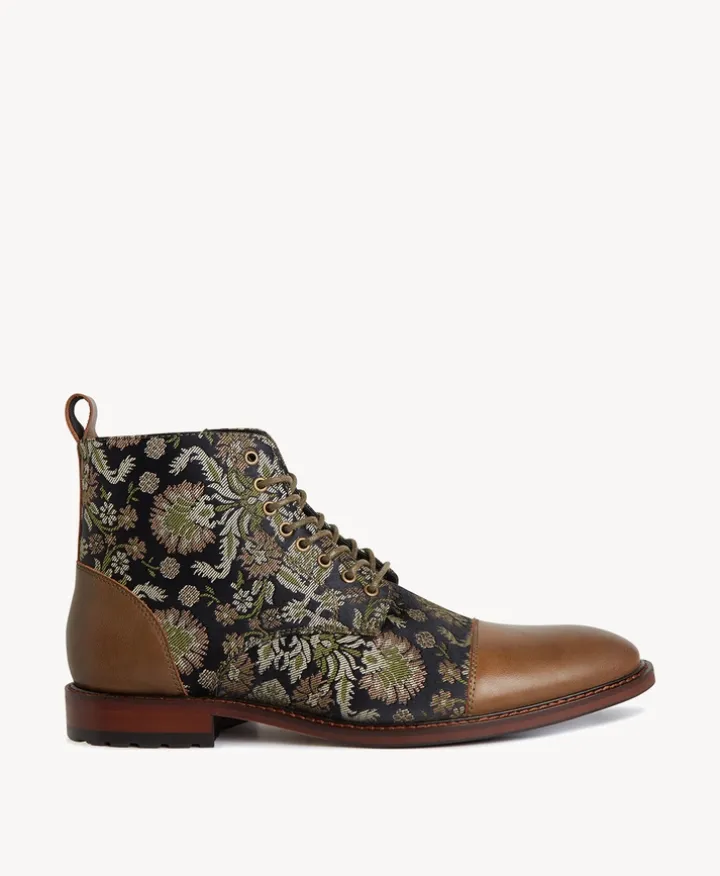 Barnes Men's Lace Up Boot