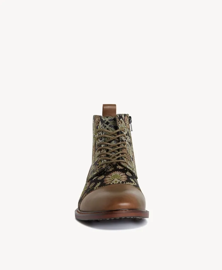 Barnes Men's Lace Up Boot