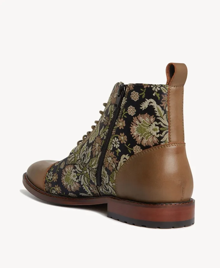 Barnes Men's Lace Up Boot