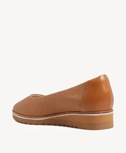Beacon Ballet Flat