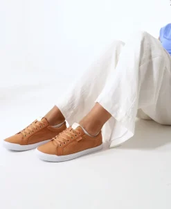 Charm Sneaker