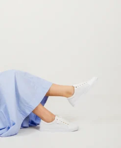 Charm Sneaker
