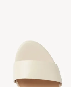 Clarissa Sandal
