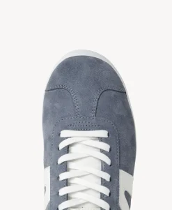 Convergence Sneaker