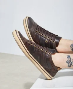 Corona Sneaker