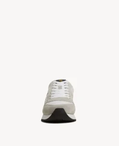 Crossroads Sneaker