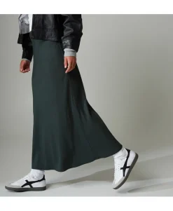 Crossroads Sneaker