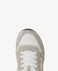 Crossroads Sneaker