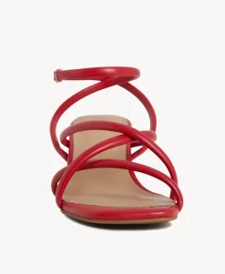 Dara Kitten Heel
