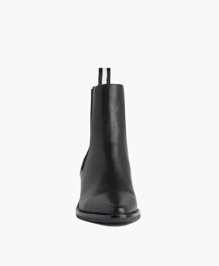 Daxton ankle boot