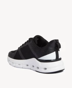 Dodge Sneaker