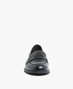 Fae Loafer