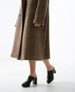 Flirt Mule