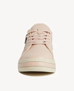 Gabriella Sneaker