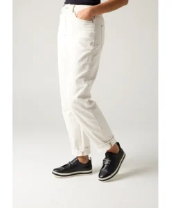 Gardenia Slip On