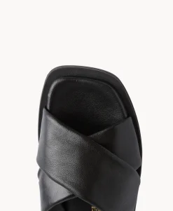 Gina Sandal
