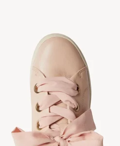 Ginger Sneaker