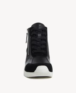 Henrietta Sneaker