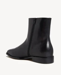 Hitchcock Dress Boot