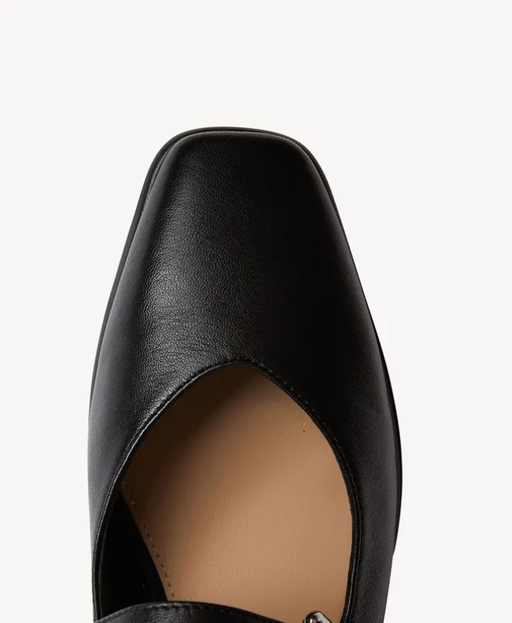 Isaac Flat