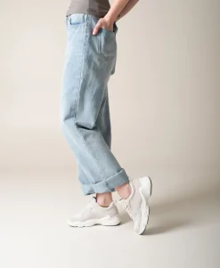 Lane Sneaker