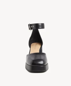 Linda Heel