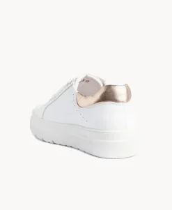 Lindsay Sneaker