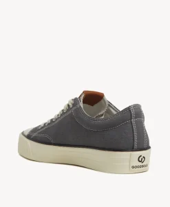Low Sneaker