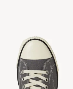Low Sneaker