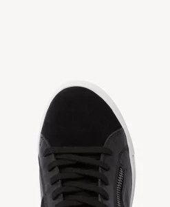 Lucky Sneaker