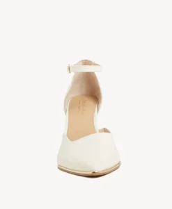 Manaia Wide Heel