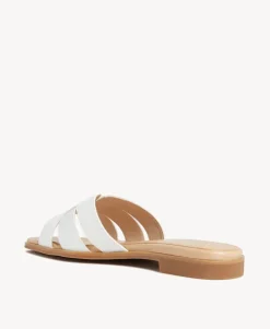 Melissa Sandal