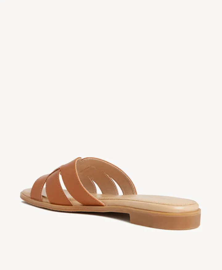 Melissa Sandal