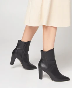 Moscow ankle boot