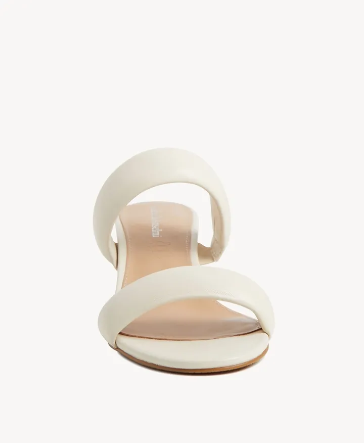 Ora Sandal
