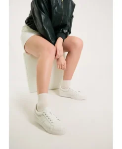 Pasha Sneaker