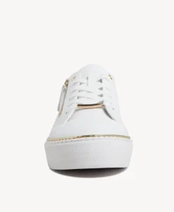 Payson Wide Sneaker