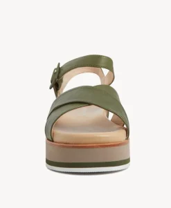 Perri Sandal