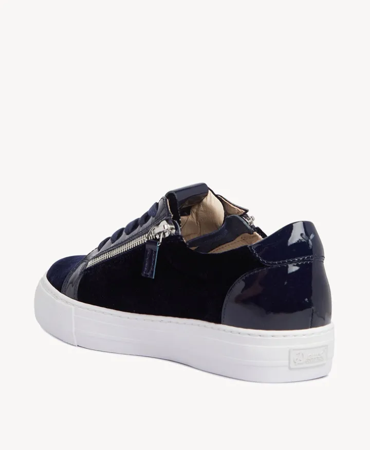 Pop Sneaker