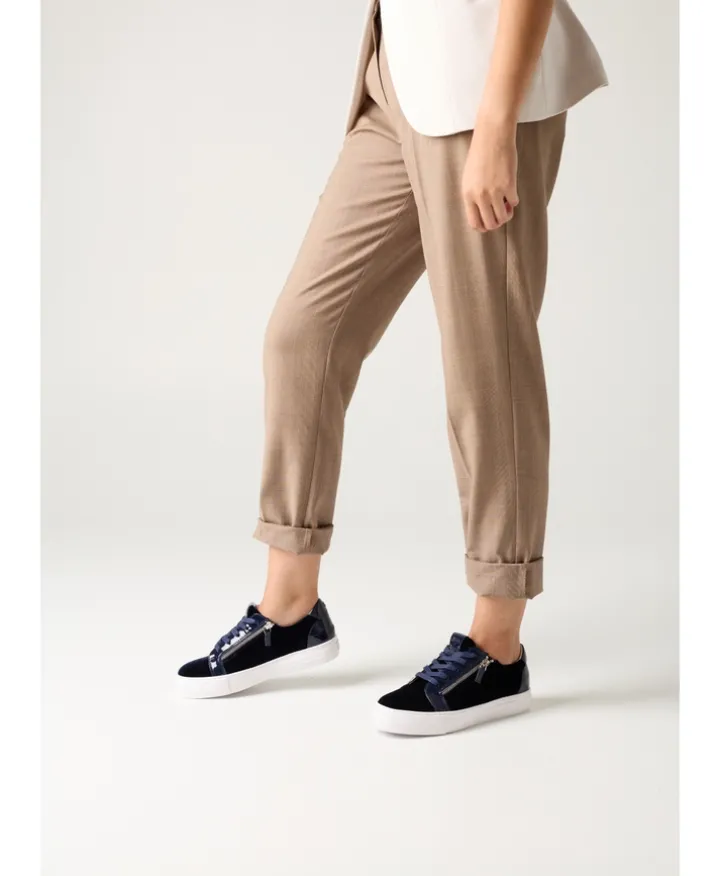 Pop Sneaker