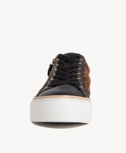 Pulse Zip Sneaker