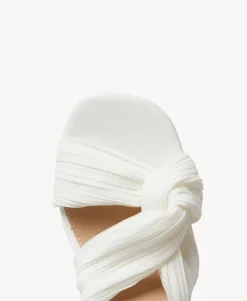 Rumi Sandal