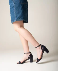 Saloon Heel