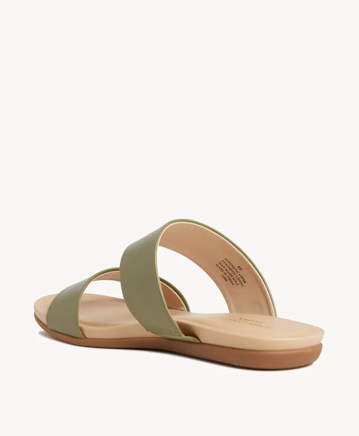 Savi Sandal