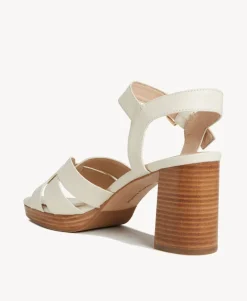 Selwyn Sandal