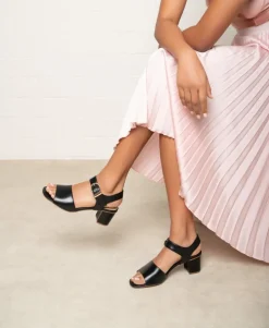 Shelby Sandal