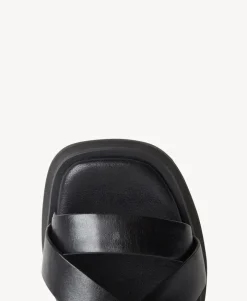 Teri Sandal