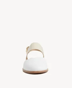 Tess Wide Flat